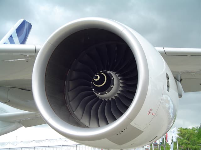 Rolls-Royce Trent: семейство двигателей от Trent 700 до Trent XWB