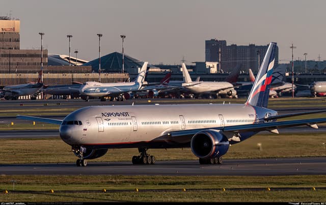 Схема салона Boeing 777-300ER: лучшие места у Аэрофлота и России